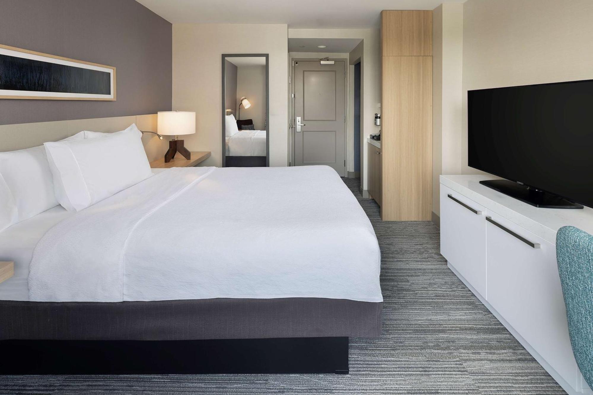 Hilton Garden Inn Queens/Jfk Ню Йорк Екстериор снимка