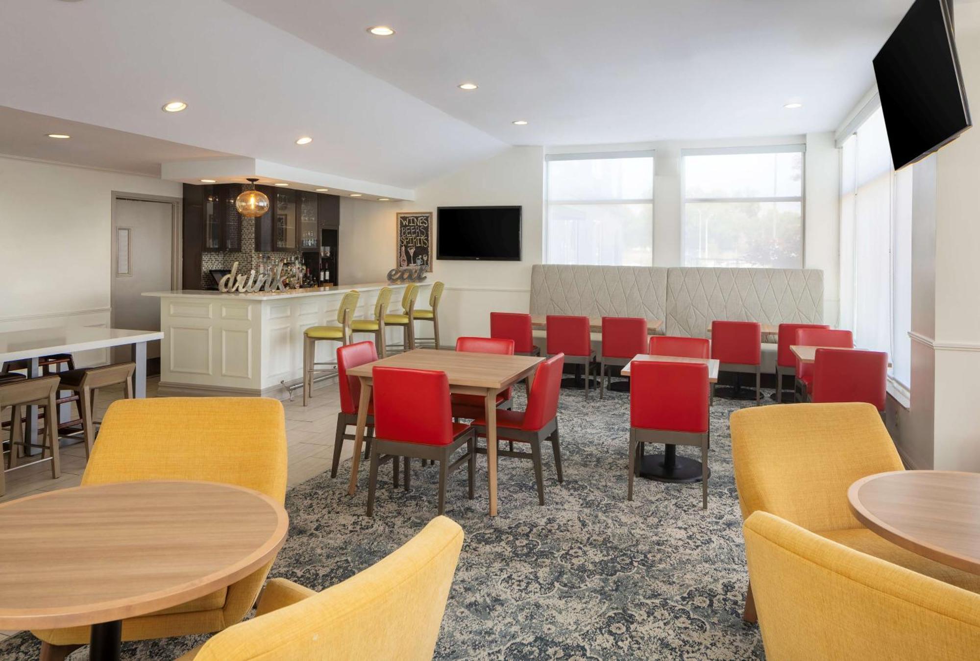 Hilton Garden Inn Queens/Jfk Ню Йорк Екстериор снимка