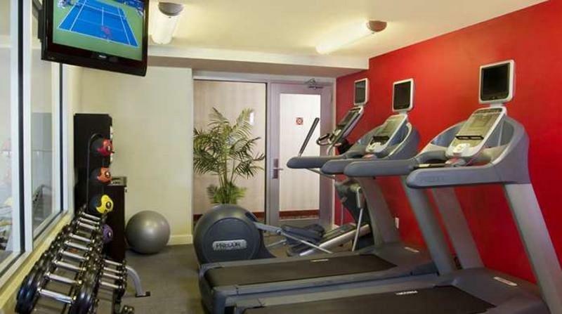 Hilton Garden Inn Queens/Jfk Ню Йорк Екстериор снимка