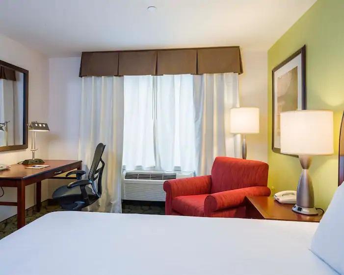 Hilton Garden Inn Queens/Jfk Ню Йорк Екстериор снимка
